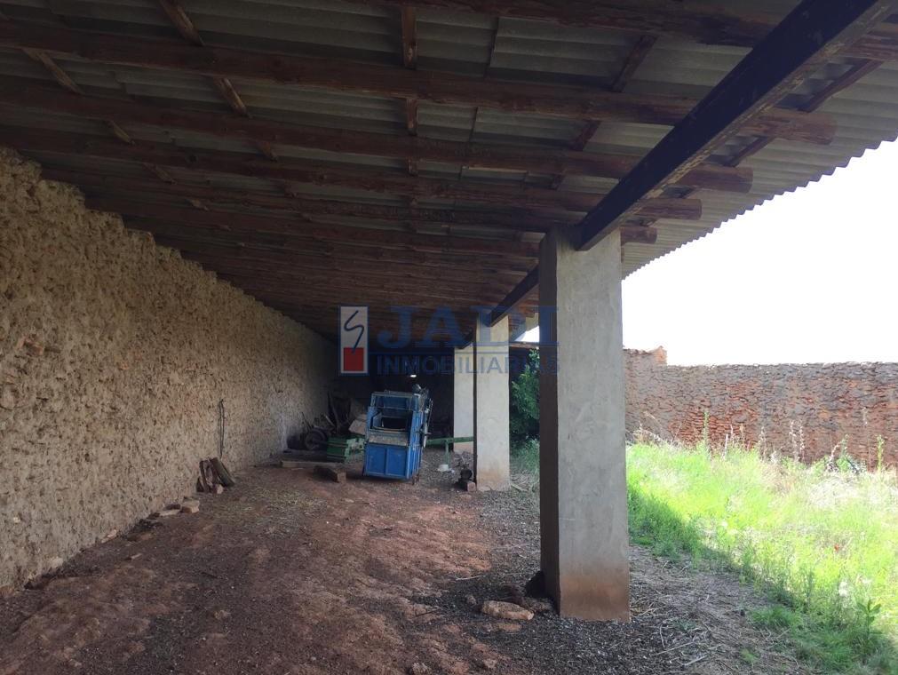 For sale of rural property in Alcubillas