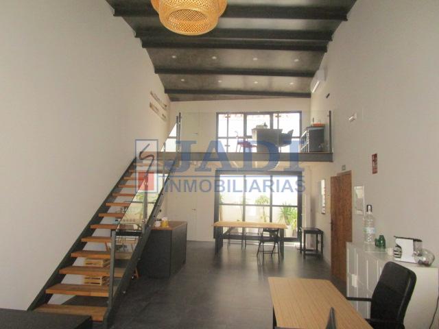 For rent of office in Valdepeñas