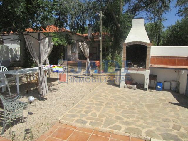 Venta de chalet en Valdepeñas