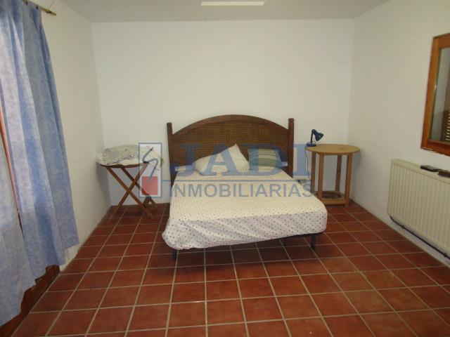 Venta de chalet en Valdepeñas