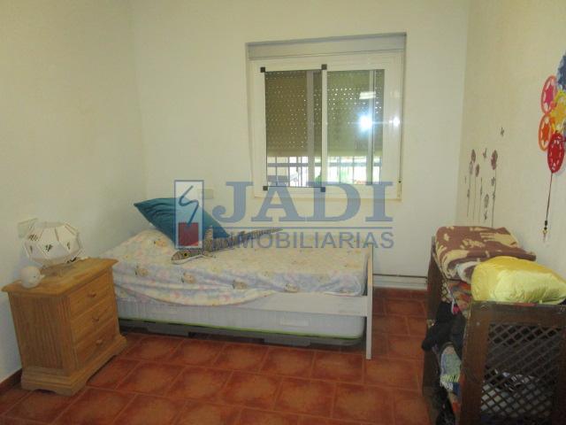 Venta de chalet en Valdepeñas