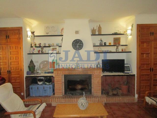 Venta de chalet en Valdepeñas