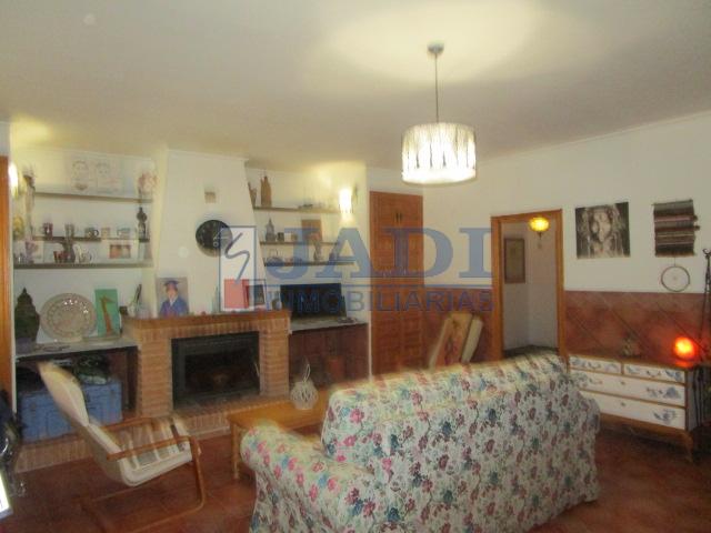 Venta de chalet en Valdepeñas