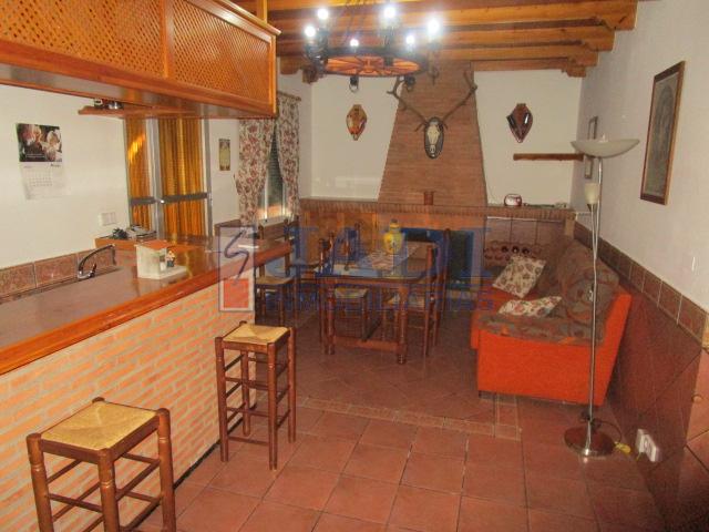 For sale of house in Valdepeñas
