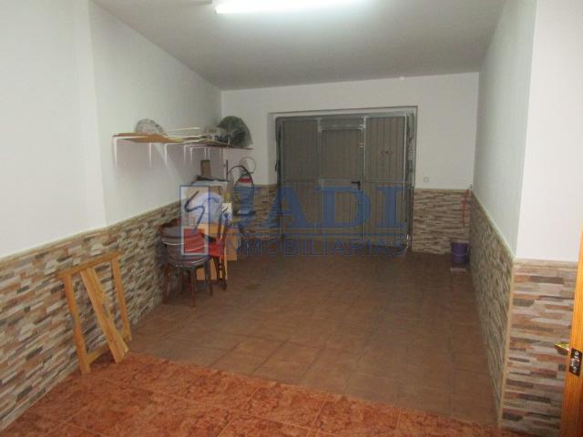 For sale of house in Valdepeñas