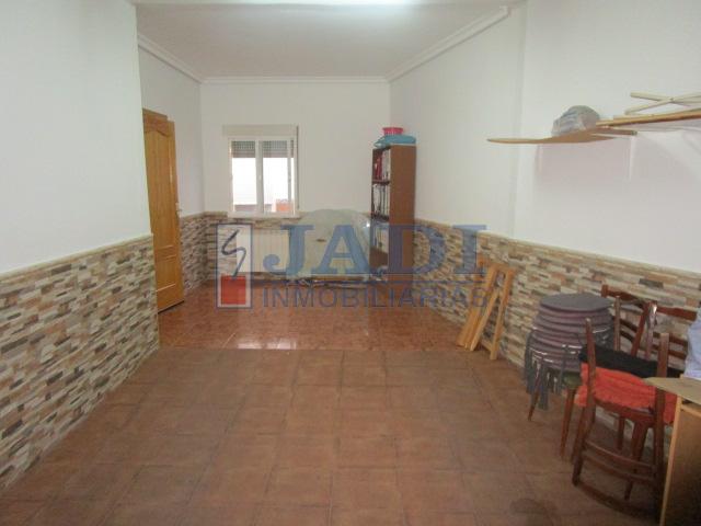 For sale of house in Valdepeñas