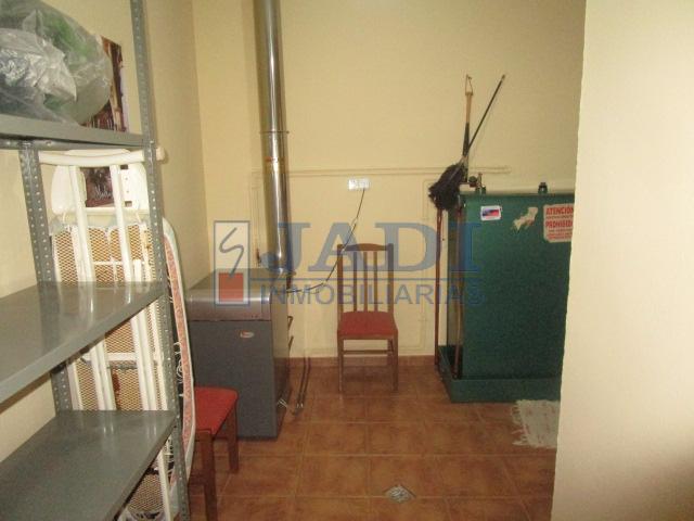 For sale of house in Valdepeñas