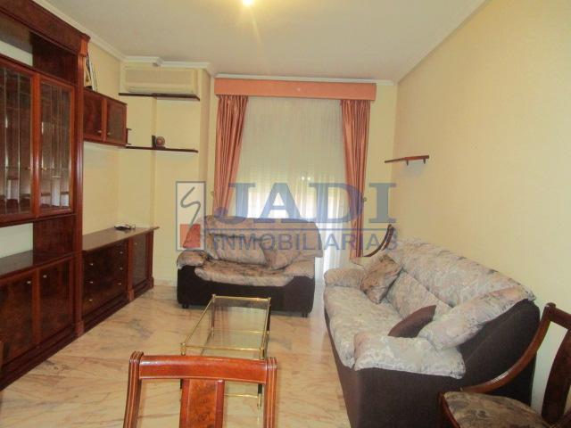 For sale of house in Valdepeñas