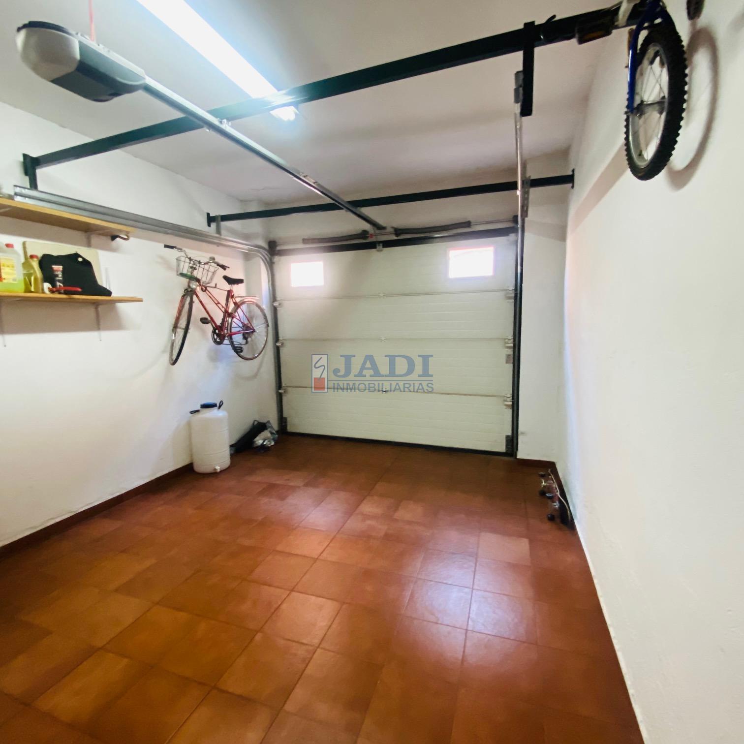 For sale of house in Valdepeñas