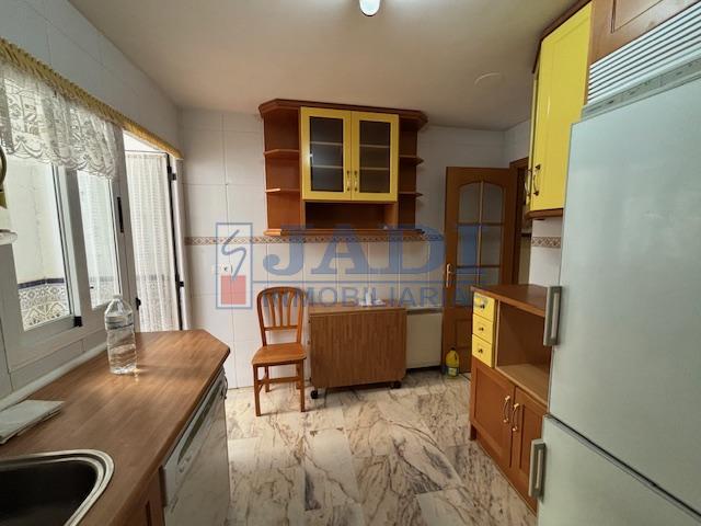 Venta de casa en Valdepeñas