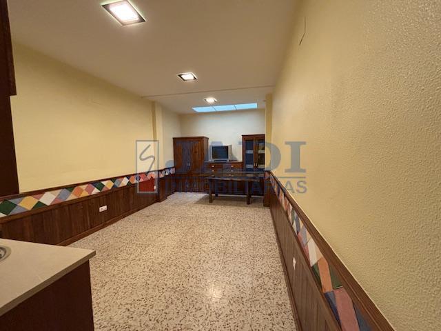 Venta de casa en Valdepeñas