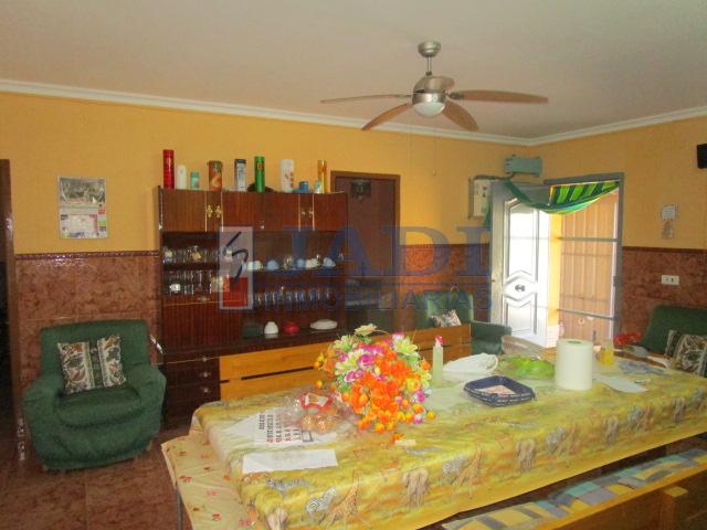 Venta de casa en Valdepeñas