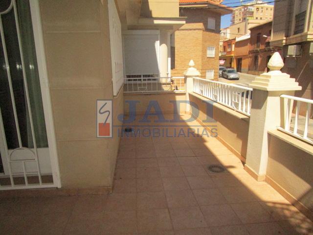 For sale of flat in Valdepeñas