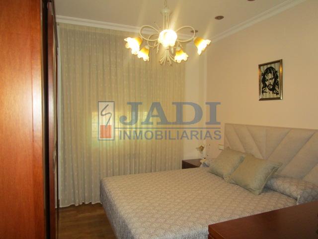 For sale of flat in Valdepeñas