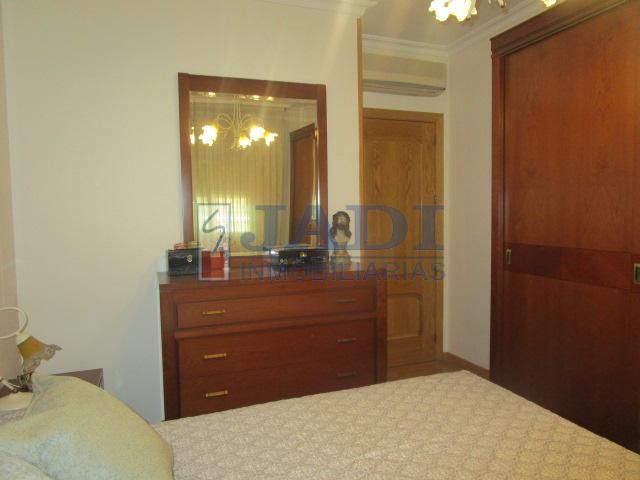 For sale of flat in Valdepeñas