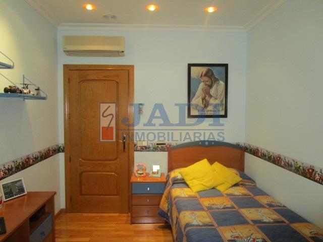 For sale of flat in Valdepeñas