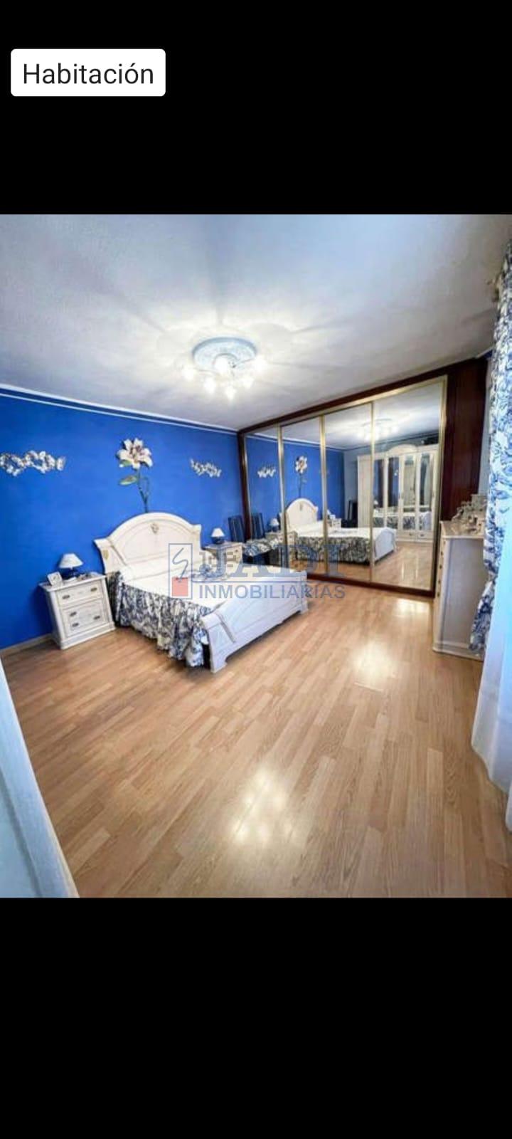 Venta de casa en Valdepeñas