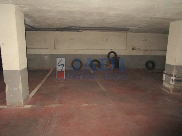 For sale of flat in Valdepeñas