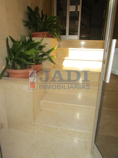 For sale of flat in Valdepeñas