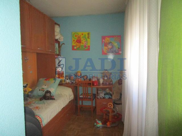 For sale of flat in Valdepeñas