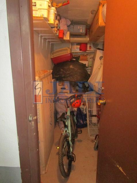 For sale of flat in Valdepeñas