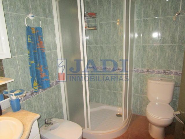 For sale of house in Valdepeñas