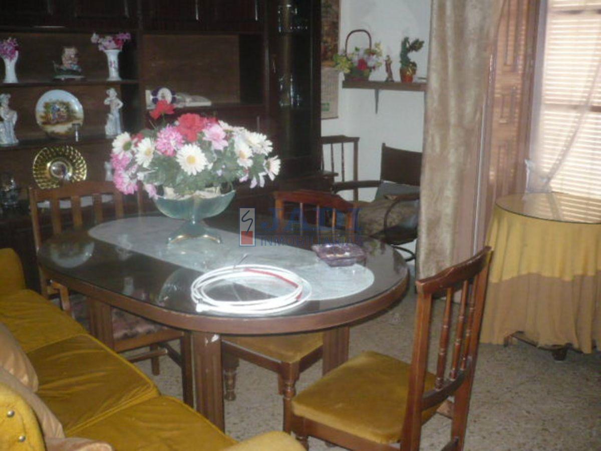 For sale of house in Valdepeñas