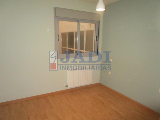 For rent of flat in Valdepeñas