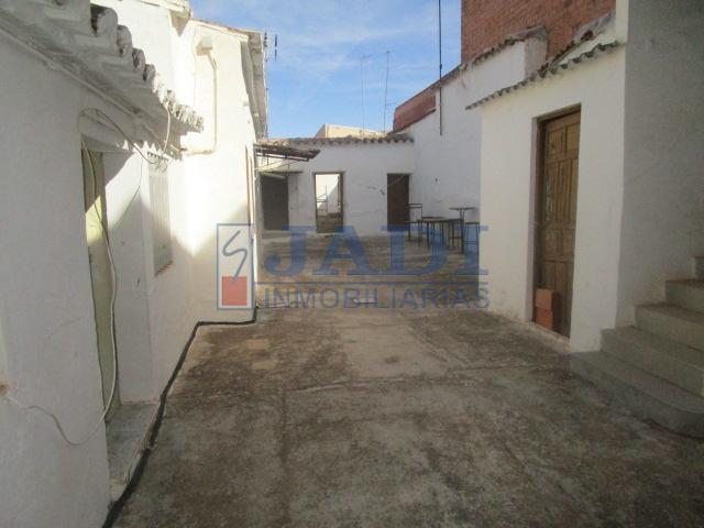 For sale of house in Valdepeñas