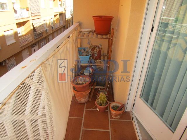 For sale of flat in Valdepeñas