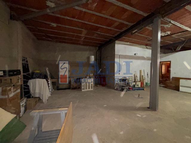 Venta de casa en Valdepeñas