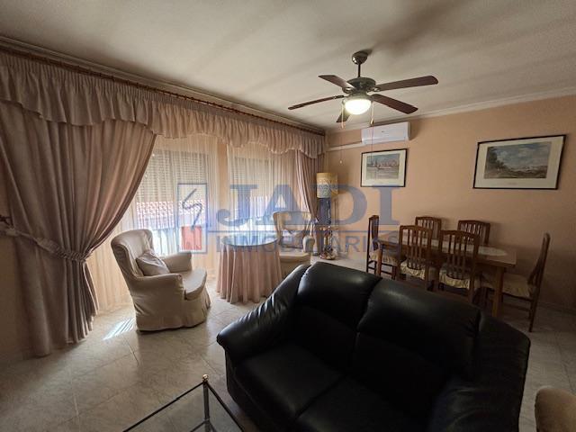 Venta de casa en Valdepeñas