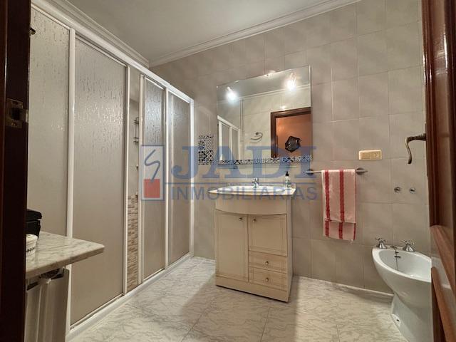 Venta de casa en Valdepeñas
