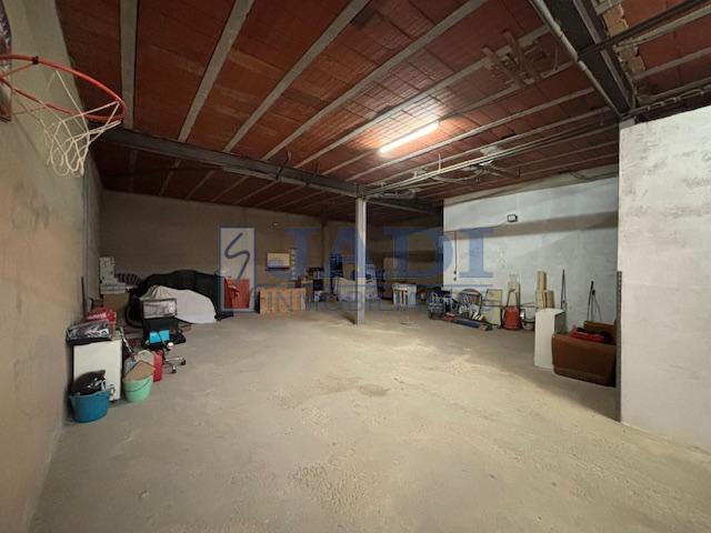 Venta de casa en Valdepeñas