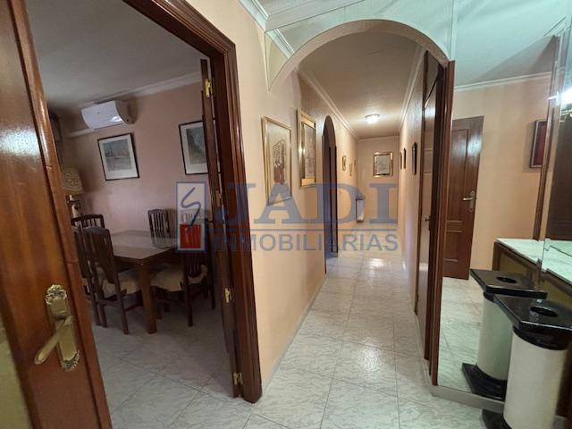 Venta de casa en Valdepeñas