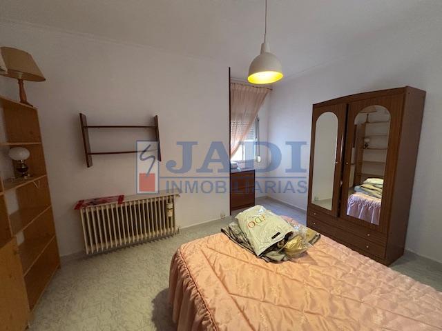 Venta de casa en Valdepeñas