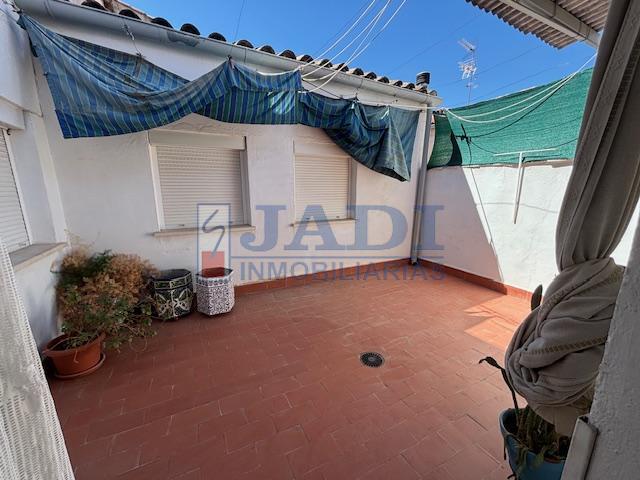 Venta de casa en Valdepeñas
