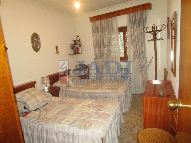 Venta de casa en Valdepeñas