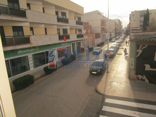 Venta de casa en Valdepeñas