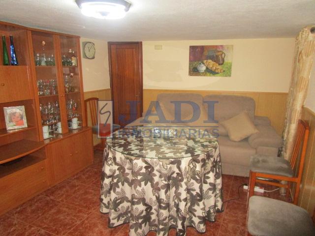 For sale of house in Valdepeñas