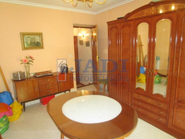 For sale of house in Valdepeñas