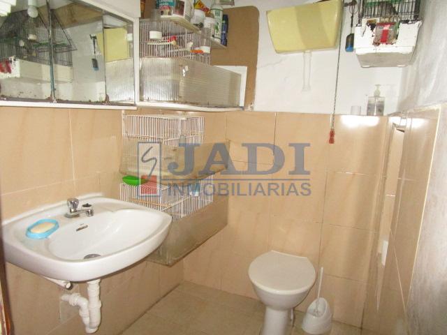 For sale of house in Valdepeñas