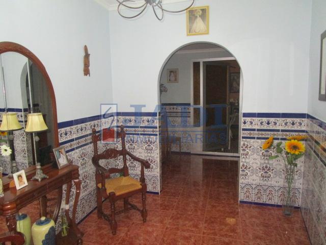 For sale of house in Valdepeñas