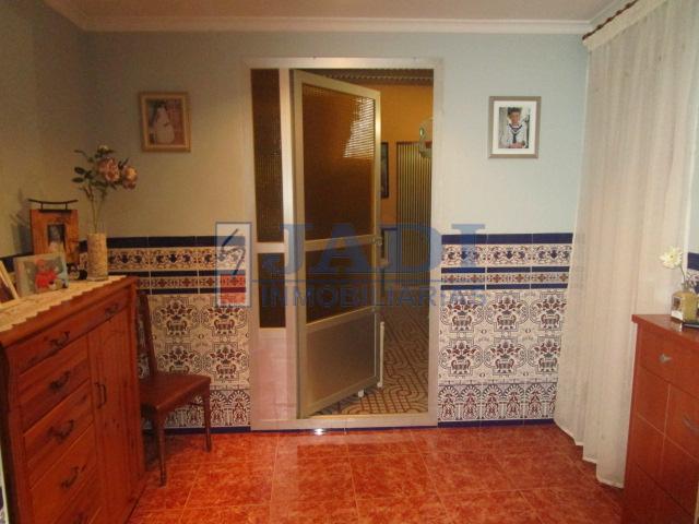 For sale of house in Valdepeñas