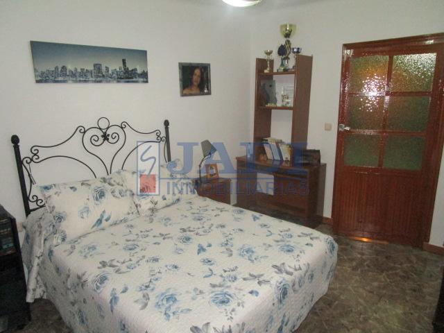 For sale of house in Valdepeñas
