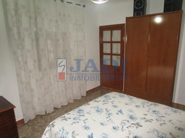 For sale of house in Valdepeñas