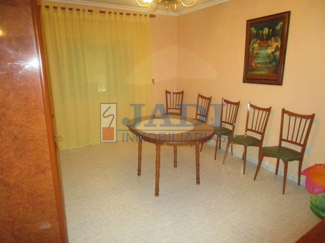 For sale of house in Valdepeñas