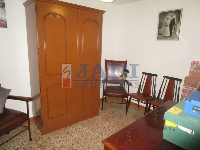 For sale of house in Valdepeñas