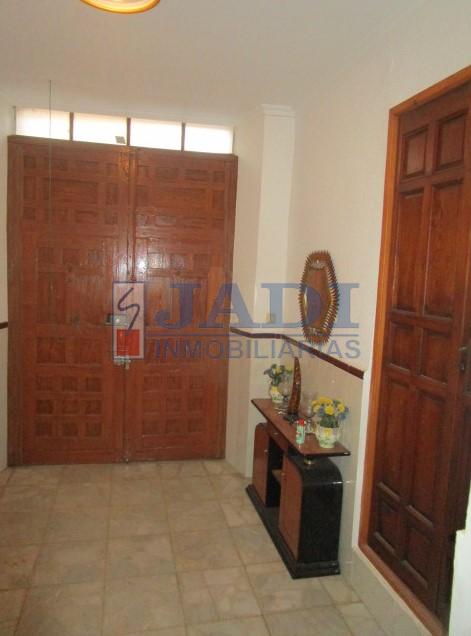 Venta de casa en Valdepeñas