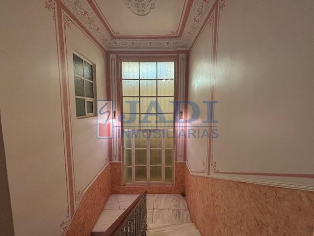 Venta de casa en Valdepeñas